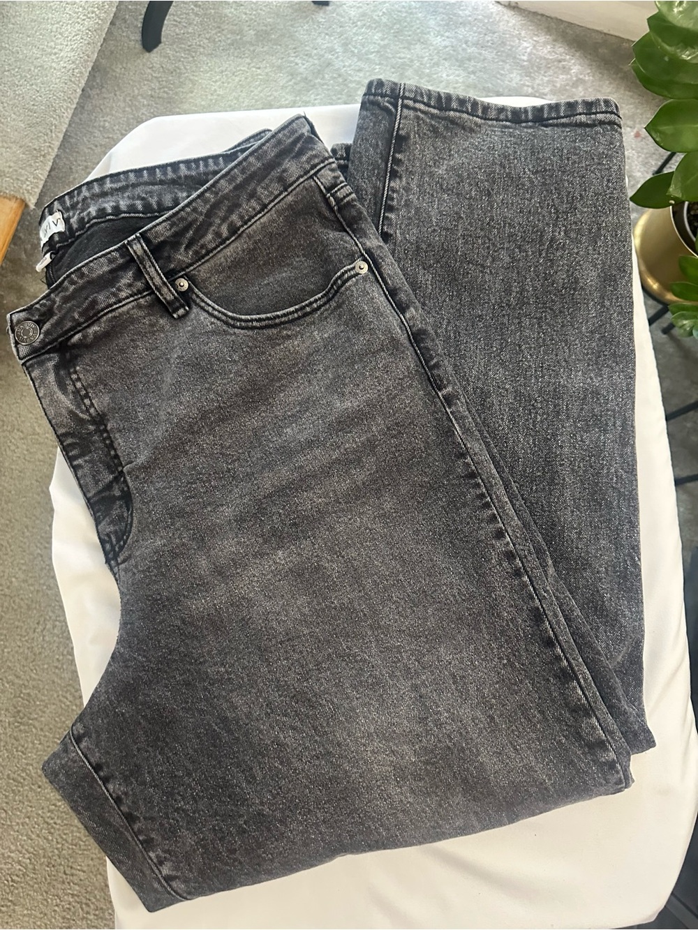 Ava & Viv Women's High-Rise Washed Black Jeans - Picture 3 of 6